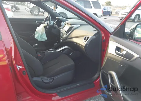 2017 Hyundai Veloster Value Edition из США, поврежденный, VIN KMHTC6AD6HU321596